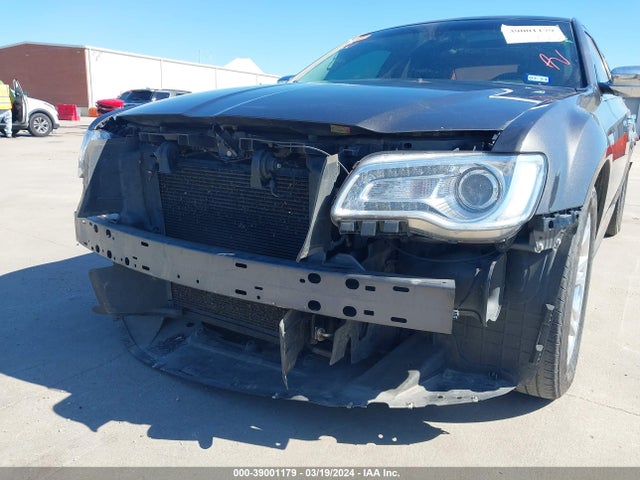 Chrysler 300C 2016 2C3CCAEG3GH343332 Image 6