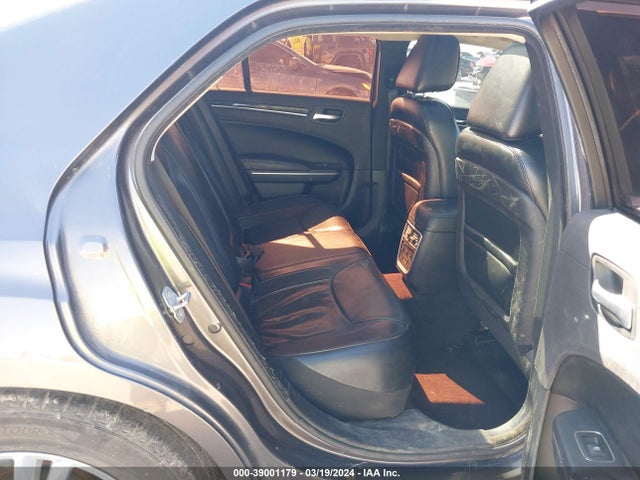 Chrysler 300C 2016 2C3CCAEG3GH343332 Image 8