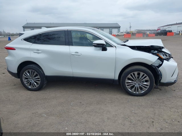 Toyota Venza Limited 2024 JTEAAAAH5RJ160664 Image 13