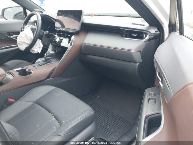Toyota Venza Limited 2024 JTEAAAAH5RJ160664 Image 5