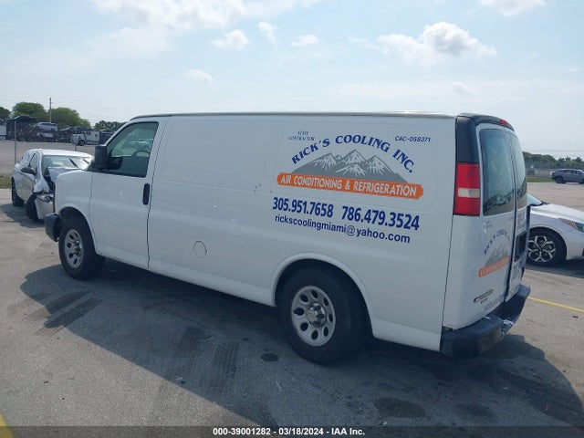 Chevrolet Express 1500 Work Van 2014 1GCSGAFX1E1147900 Image 3