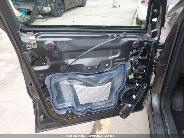 Ford Escape Titanium 2017 1FMCU0J97HUD28059 Image 18