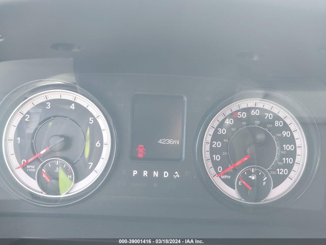 RAM 1500 Classic Warlock  4x2 5'7 Box 2024 1C6RR6LG3RS122739 Image 7