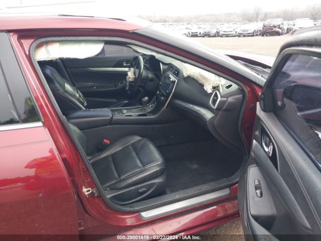 1N4AA6AP0GC383761 Nissan Maxima 3.5 Sl
