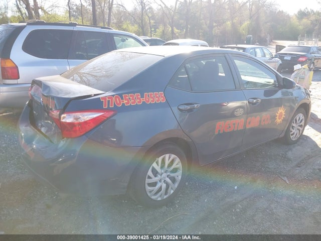 Toyota COROLLA LE 2018 5YFBURHE7JP749841 Image 4