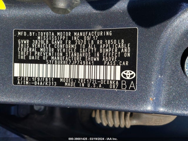 Toyota COROLLA LE 2018 5YFBURHE7JP749841 Image 9
