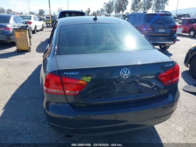 1VWBT7A3XEC120070 Volkswagen Passat 1.8t Sport