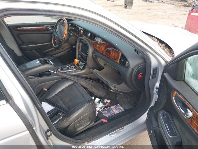 2005 JAGUAR XJ SAJWA82B05TG46444 Photo 4