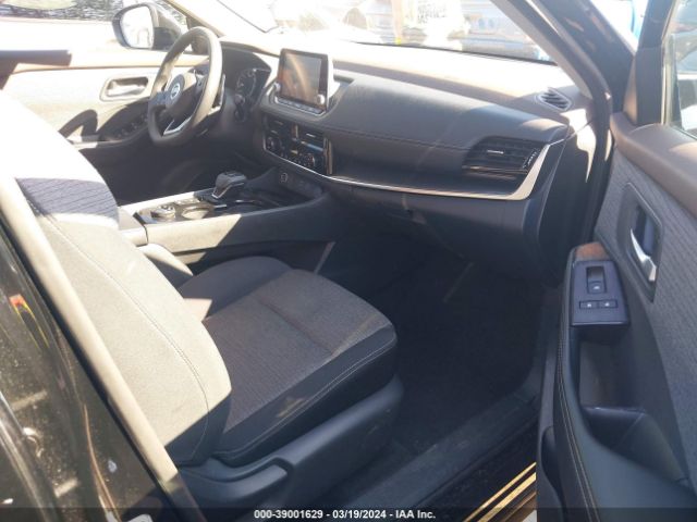 5N1AT3BB7MC761054 Nissan Rogue Sv Intelligent Awd