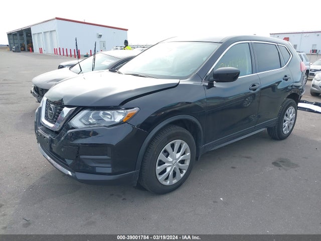Nissan ROGUE S 2018 5N1AT2MV5JC822821 Image 2