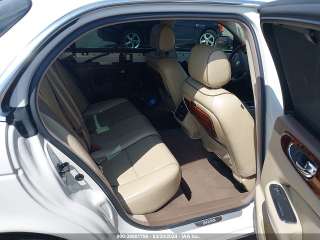 2008 JAGUAR XJ SAJWA82B38SH27755 Photo 7