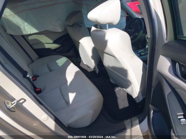 1HGCV1F19KA130278 Honda ACCORD LX