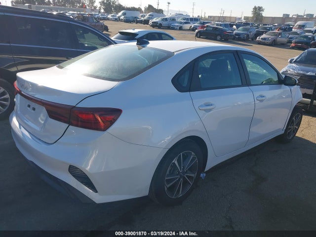 KIA Forte Lxs 2023 3KPF24AD4PE605637 Image 4