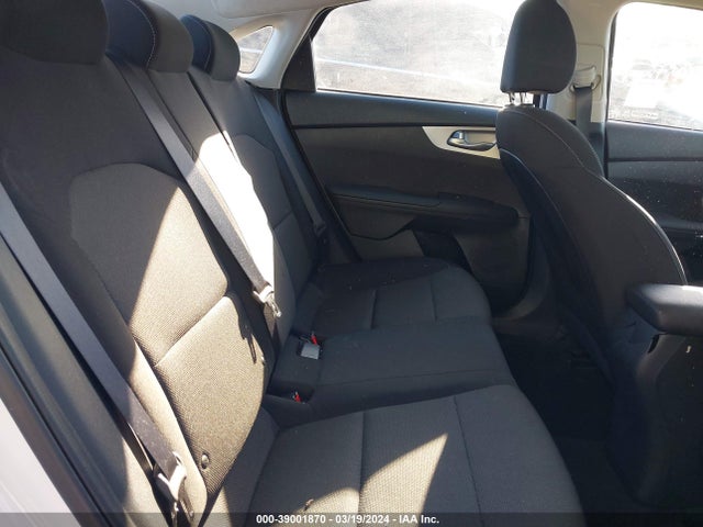KIA Forte Lxs 2023 3KPF24AD4PE605637 Image 8