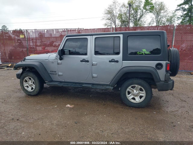 1C4BJWDG8FL774617 Jeep Wrangler Unlimited Sport