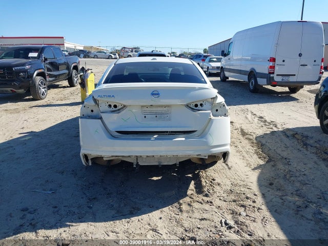 Nissan Altima 2.5 S 2019 1N4BL4BV8KC190055 Image 17