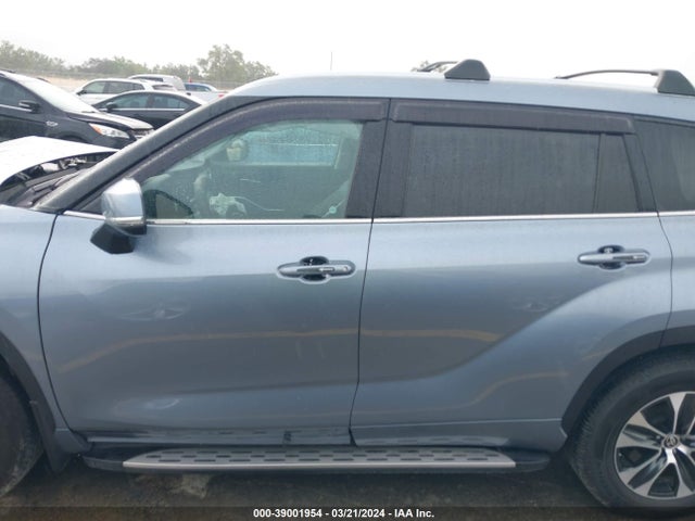 Toyota Highlander Xle 2021 5TDGZRAH3MS066042 Image 14