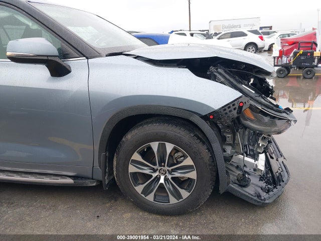 Toyota Highlander Xle 2021 5TDGZRAH3MS066042 Image 17