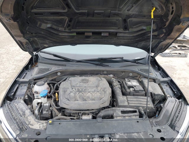 1VWAA7A3XLC021246 Volkswagen Passat 2.0t S