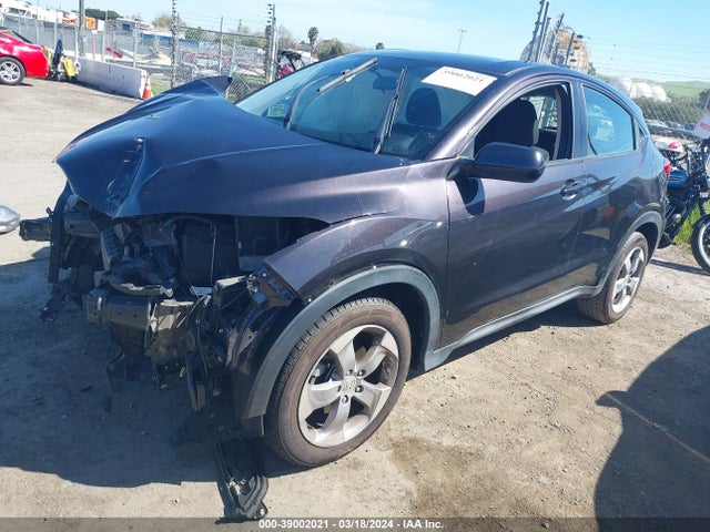 Honda HR-V LX 2018 3CZRU5H31JM707382 Image 2