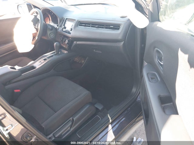 Honda HR-V LX 2018 3CZRU5H31JM707382 Image 5