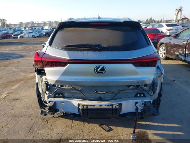 JTHX3JBH5N2052507 Lexus UX 200