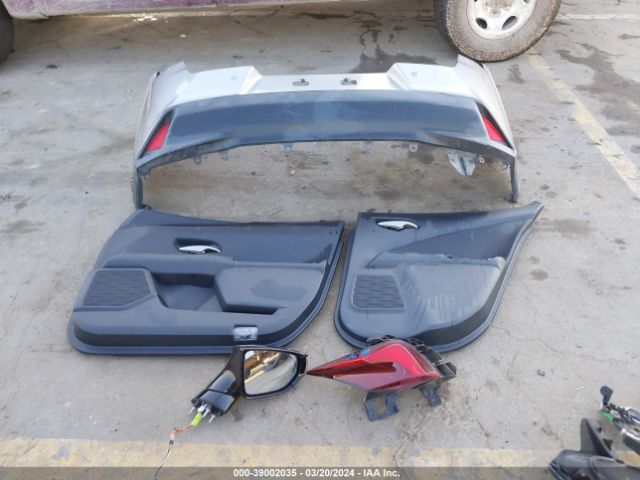 JTHX3JBH5N2052507 Lexus UX 200