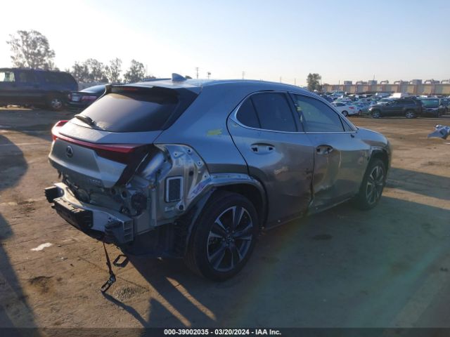JTHX3JBH5N2052507 Lexus UX 200