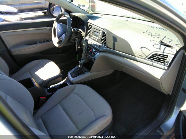 Hyundai ELANTRA SE 2017 5NPD74LF6HH115057 Image 5