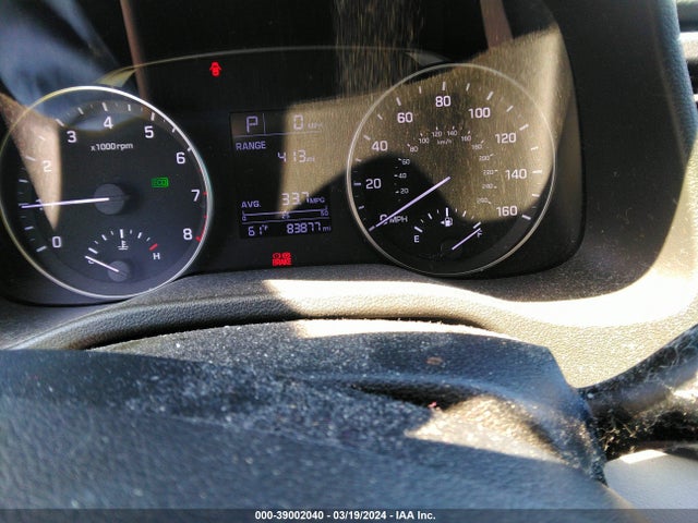 Hyundai ELANTRA SE 2017 5NPD74LF6HH115057 Image 7
