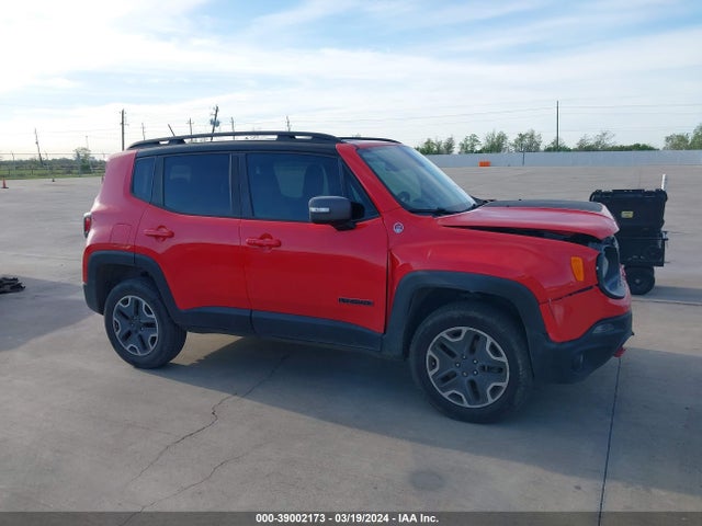 ZACCJBCTXGPD47772 Jeep Renegade Trailhawk