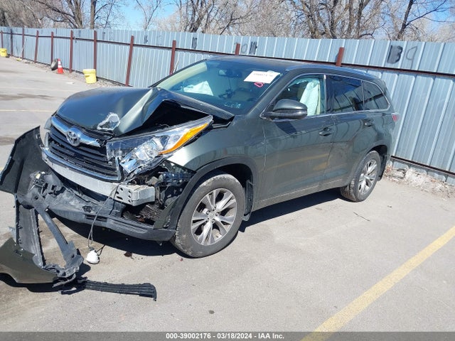Toyota Highlander Xle V6 2014 5TDJKRFHXES023743 Image 2