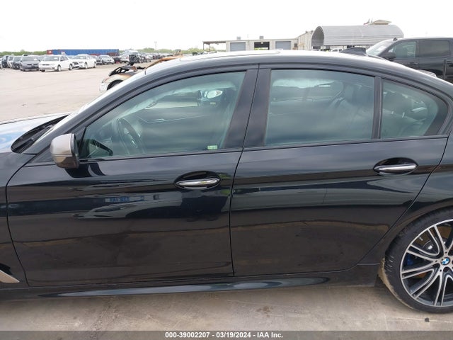 BMW M550i Xdrive 2018 WBAJB9C50JG464244 Image 14