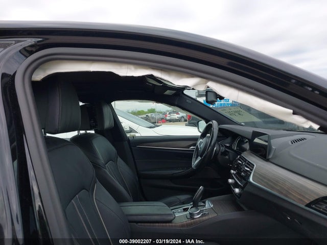 BMW M550i Xdrive 2018 WBAJB9C50JG464244 Image 17