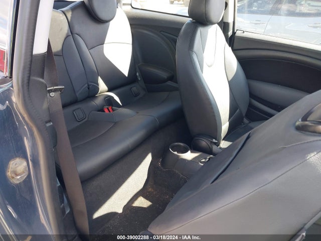 2010 MINI COOPER WMWMF3C52ATU76238 Photo 7