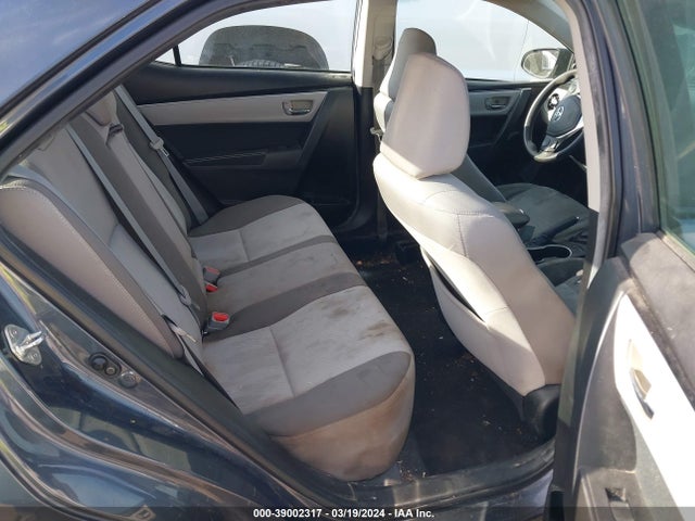 Toyota COROLLA LE 2018 5YFBURHE8JP781469 Image 8