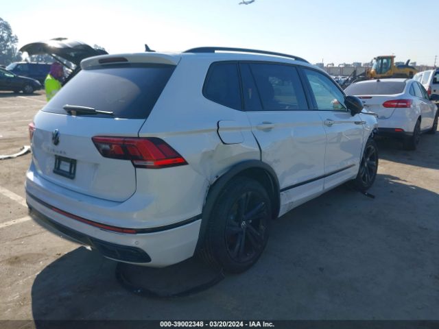 3VVCB7AX3PM139771 Volkswagen Tiguan 2.0t Se R-line Black