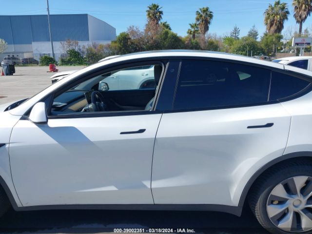 5YJYGDEE7LF054475 Tesla Model Y Long Range Dual Motor All-wheel Drive