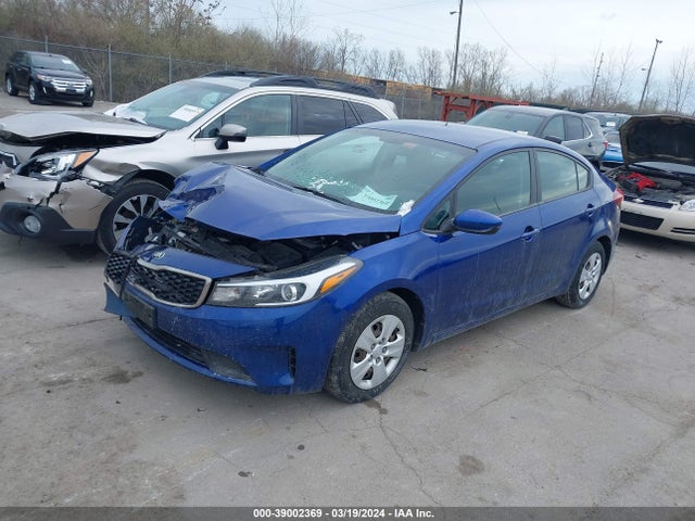 KIA FORTE LX 2017 3KPFK4A76HE124767 Image 2
