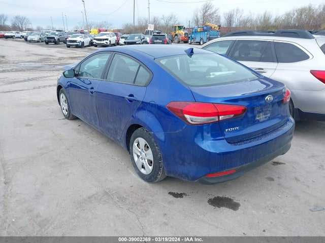KIA FORTE LX 2017 3KPFK4A76HE124767 Image 3
