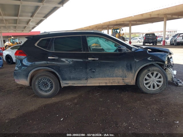 Nissan ROGUE S 2017 KNMAT2MT4HP583218 Image 14