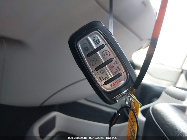 2C4RC1BG8NR117935 Chrysler Pacifica Touring L