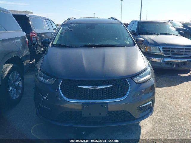 2C4RC1BG8NR117935 Chrysler Pacifica Touring L