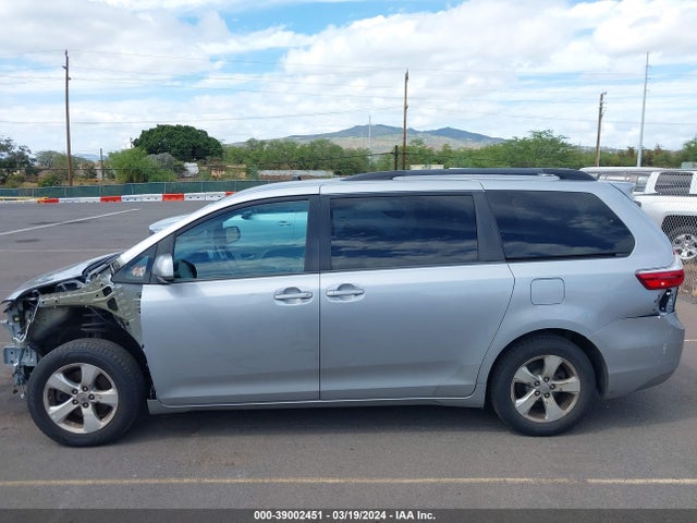 Toyota Sienna Le 8 Passenger 2016 5TDKK3DC9GS691965 Image 15