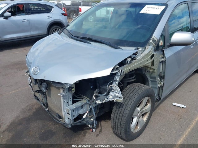 Toyota Sienna Le 8 Passenger 2016 5TDKK3DC9GS691965 Image 21