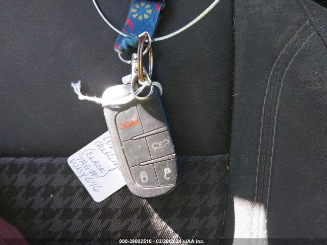 2C3CDZAG6HH599970 Dodge Challenger Sxt