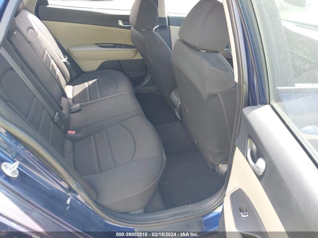KIA Optima Lx 2016 5XXGT4L31GG076838 Image 8