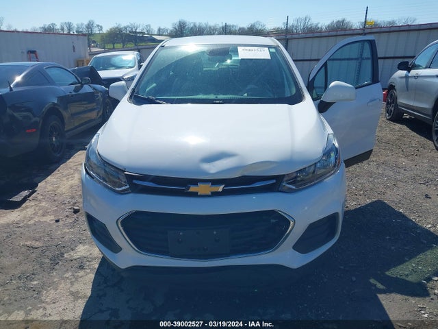 Chevrolet TRAX LS 2019 3GNCJKSB1KL297541 Image 12
