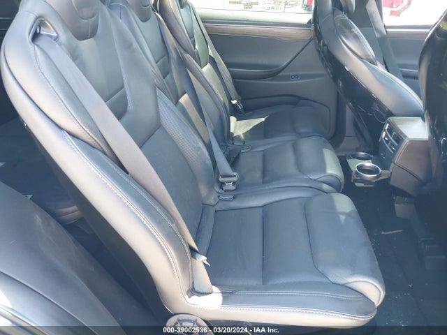 Tesla Model X 60d/70d/75d/90d 2016 5YJXCAE26GF008475 Image 8