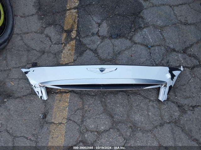 Hyundai Genesis 5.0 2015 KMHGN4JF1FU051725 Image 12
